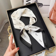 Florence - Black Outline - Short