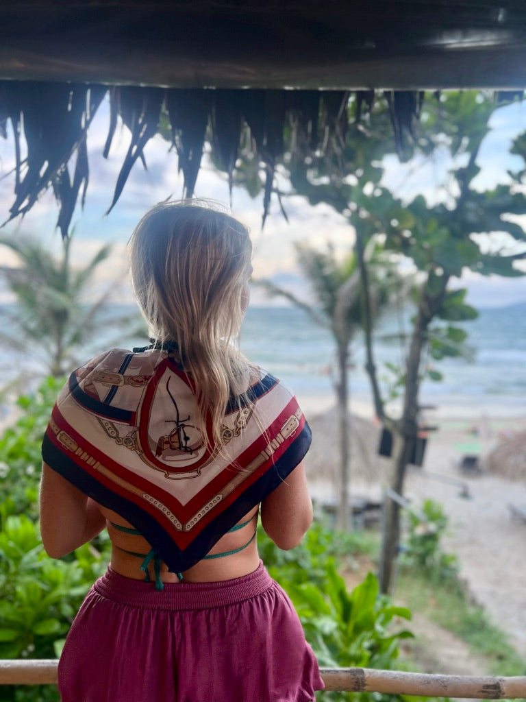 Zurich - Red Sailor - Short